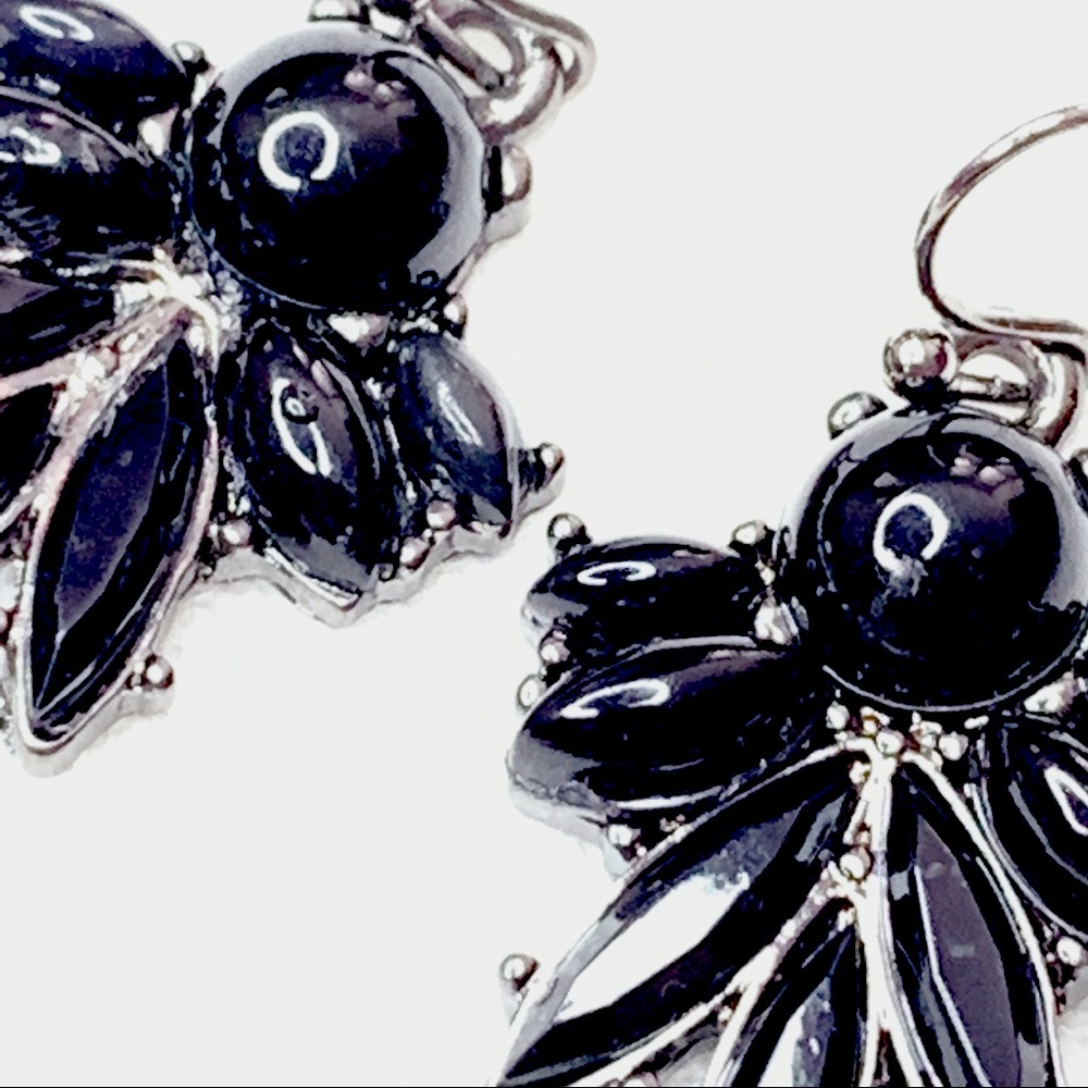 ❣️$25/3❣️ Gothic Style Black Dangle Earrings - Picture 4 of 8